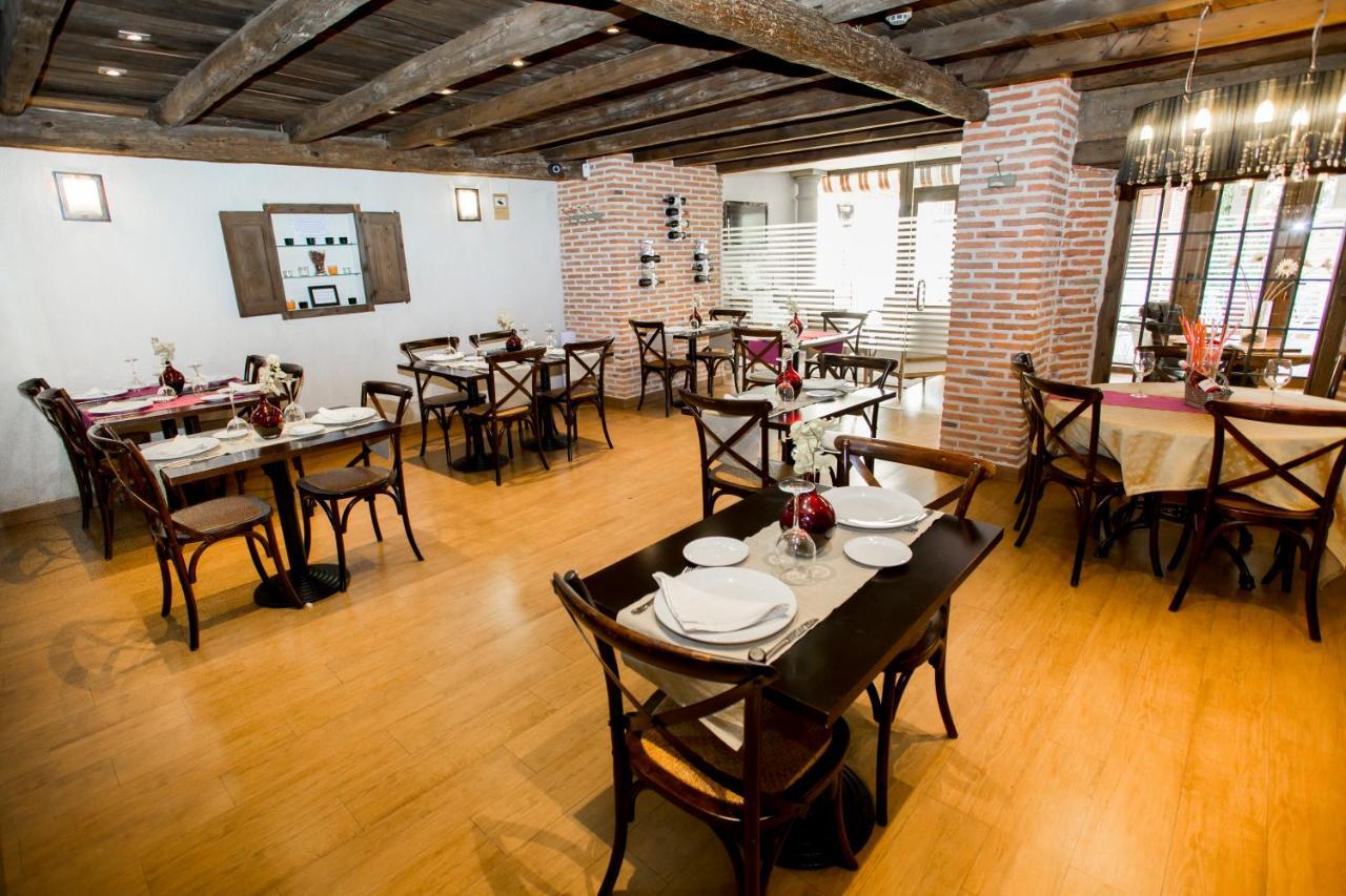 Hosteria Del Mudejar Avila 벨라요스 외부 사진
